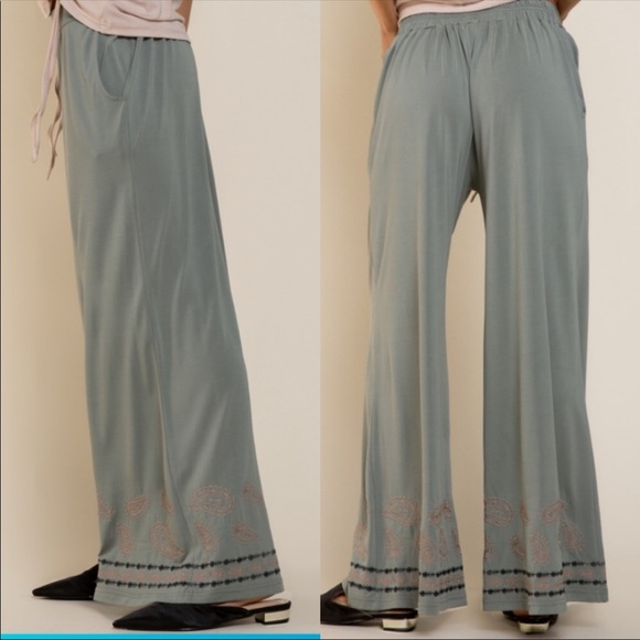 POL Soft Wide Leg Loungewear Pocket Pants - Picture 2 of 2